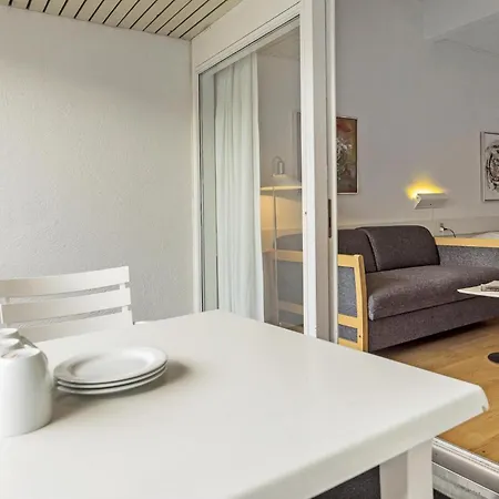 Stunning In With Kitchen Lejlighed Neksø
